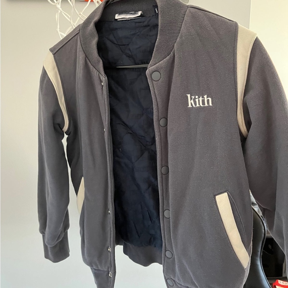 Kith boys jacket size m